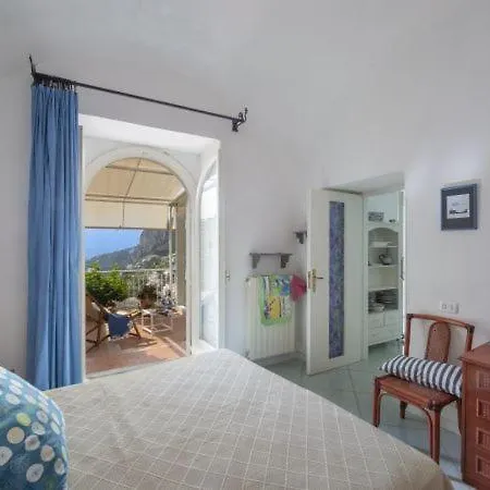 Appartamento Sleeps 4 T721460 *