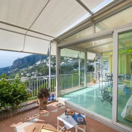 Appartamento Sleeps 4 T721460